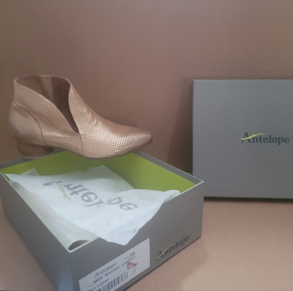 Antelope Metallic Gold Leather Ankle Booties Size 38 71/2 US size